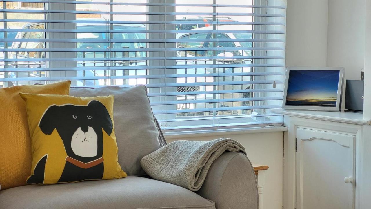 Bosun'S Cottage Luxury Stay In The Heart Of Town Weymouth Exterior photo